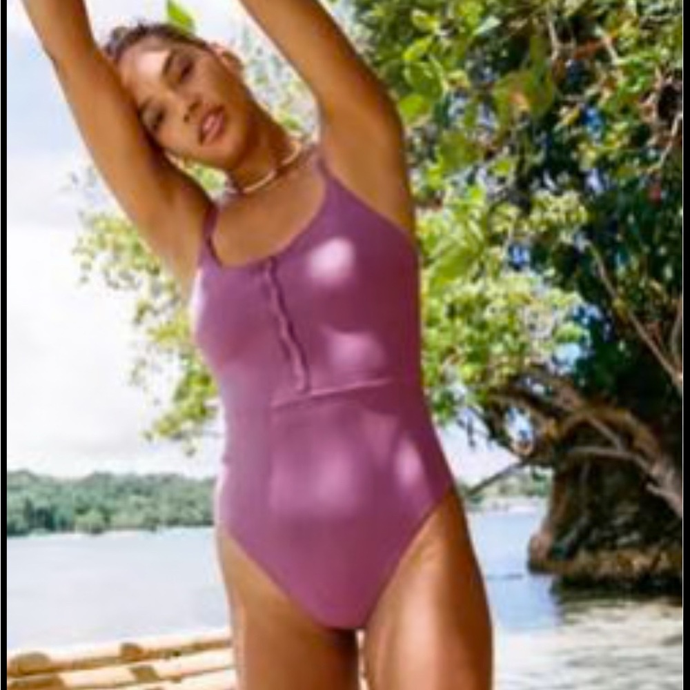 NWOT Andie - The Snap One Piece Swimsuit (Color: Cactus Flower)